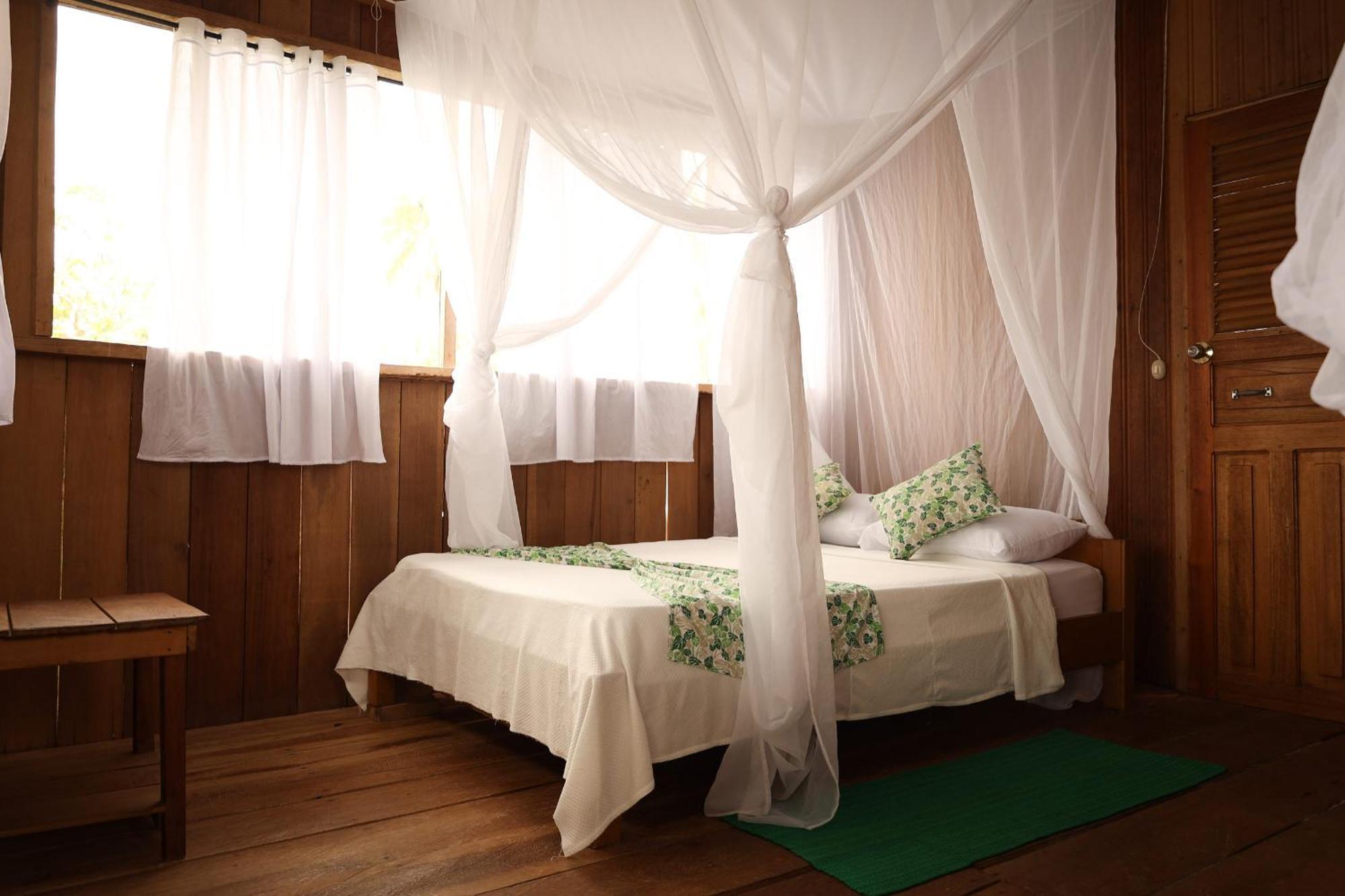 Hotel La Ceiba, Amazonas à Leticia Extérieur photo